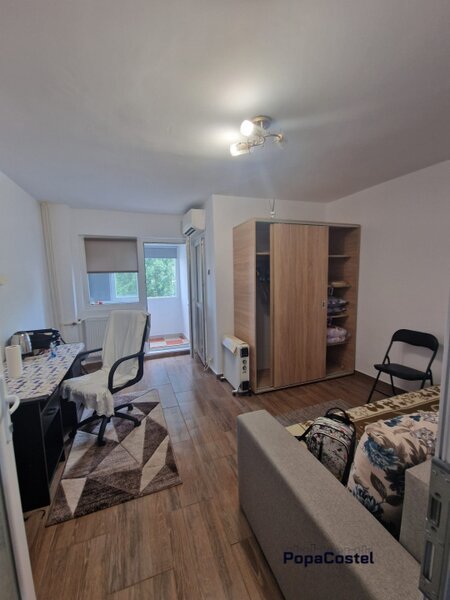 Dristor - Ramnicu Valcea garsoniera etaj 6 complet mobilata si utilata, balcon