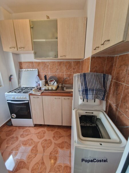 Dristor - Ramnicu Valcea garsoniera etaj 6 complet mobilata si utilata, balcon